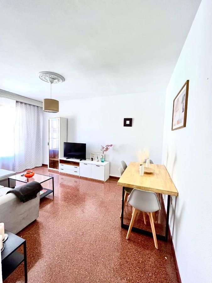 Vera Apartment, Acogedor Y Tranquilo En El Corazon De La Ciudad Antequera Buitenkant foto